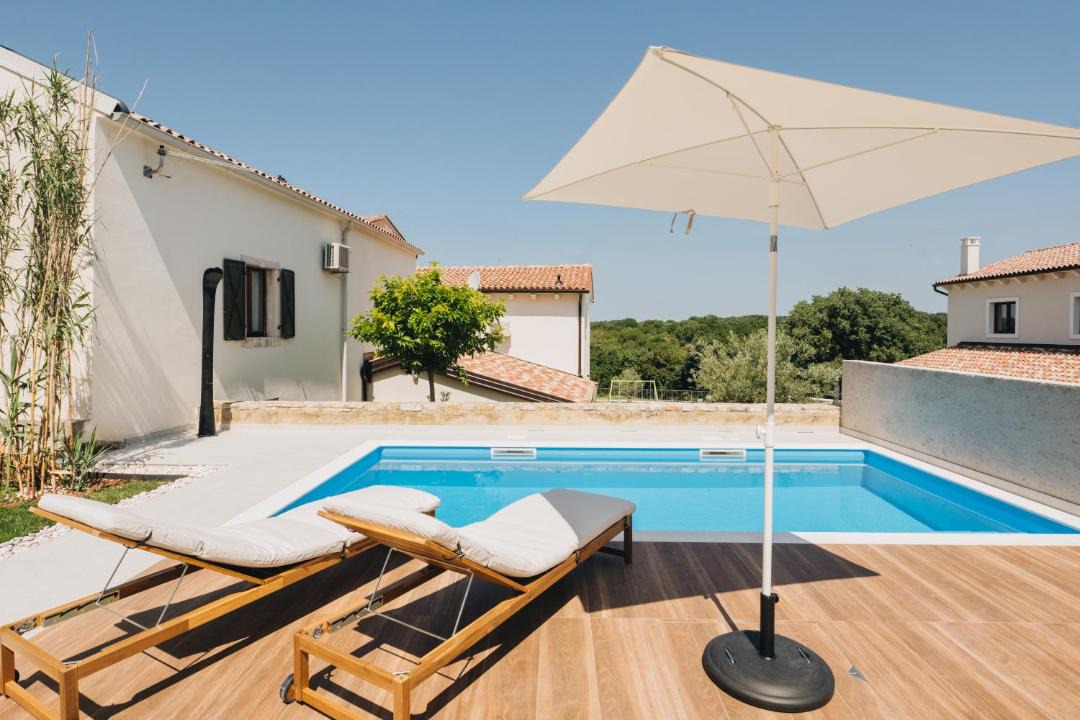 Photo of Others in Valtura