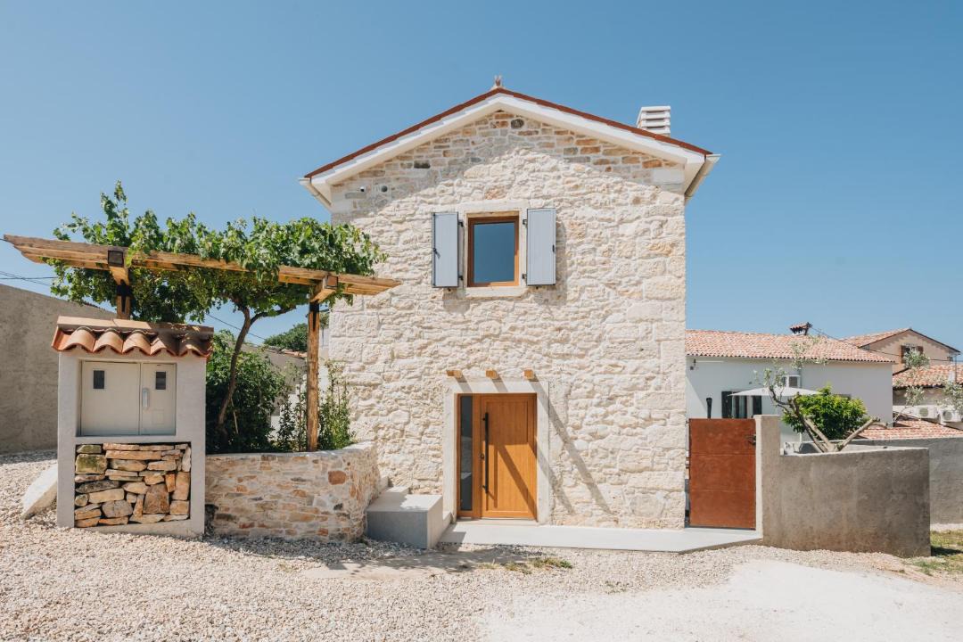 Photo of Others in Valtura