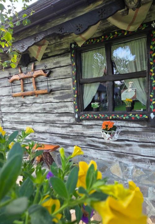 Photo of Others in Bran