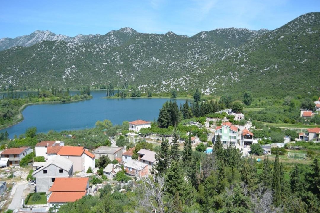 Photo of Others in Peracko Blato