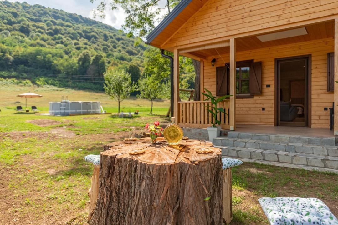 Photo of Others in Seliste