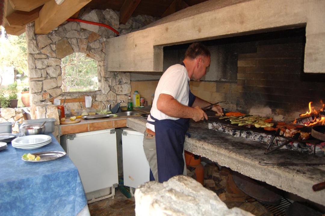 Photo of Others in Verunic