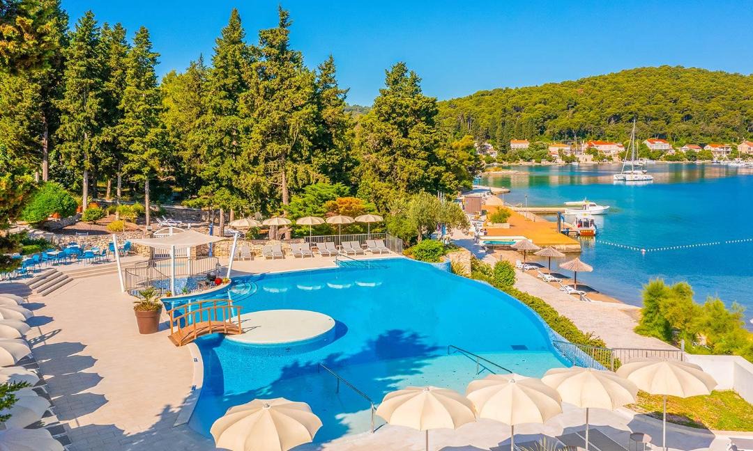 Photo of Others in Cove Tri Zala (Zrnovo)