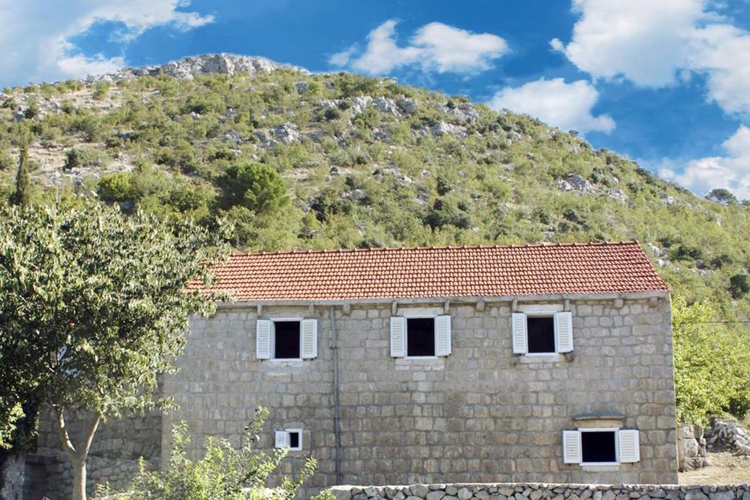 Photo of Buildings in Stravca