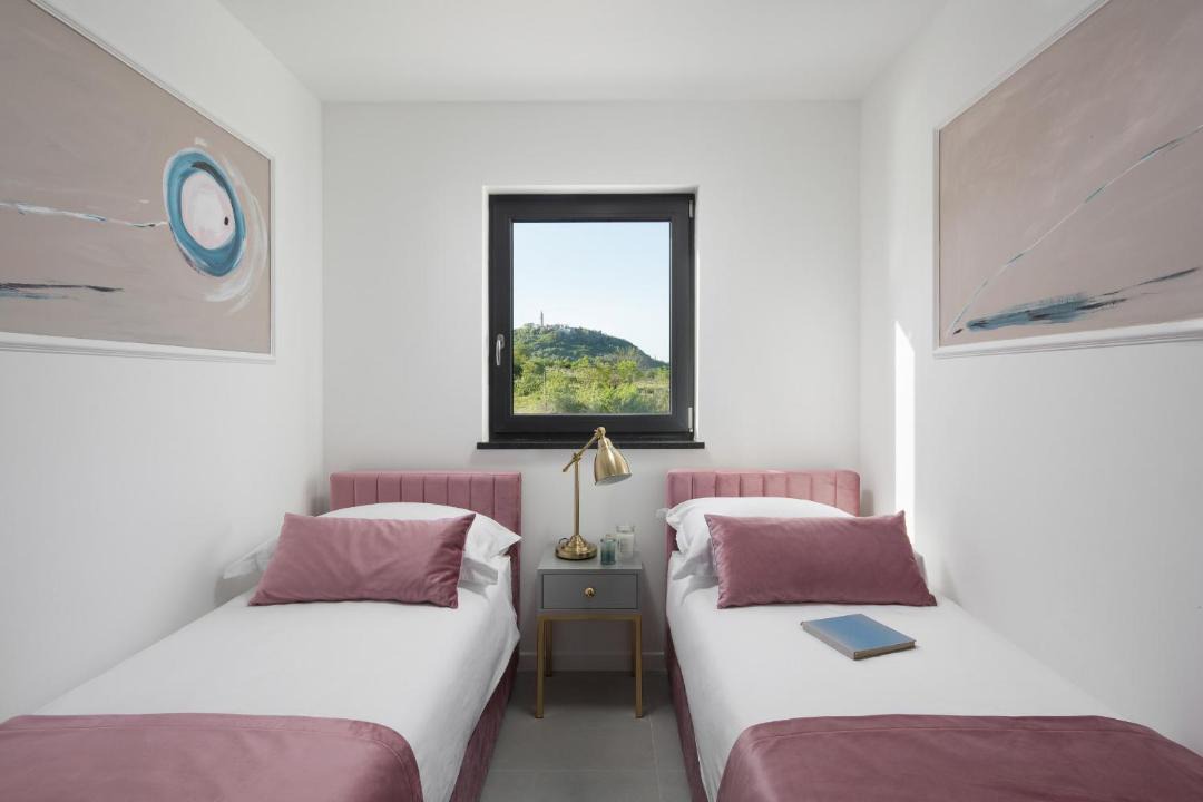 Photo of Others in Pican
