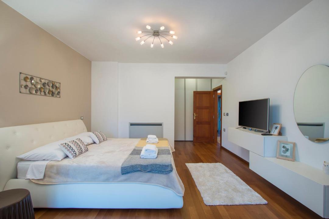 Photo of Others in Valbandon