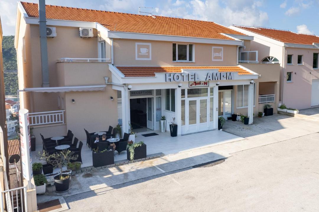 Photo of Others in Neum