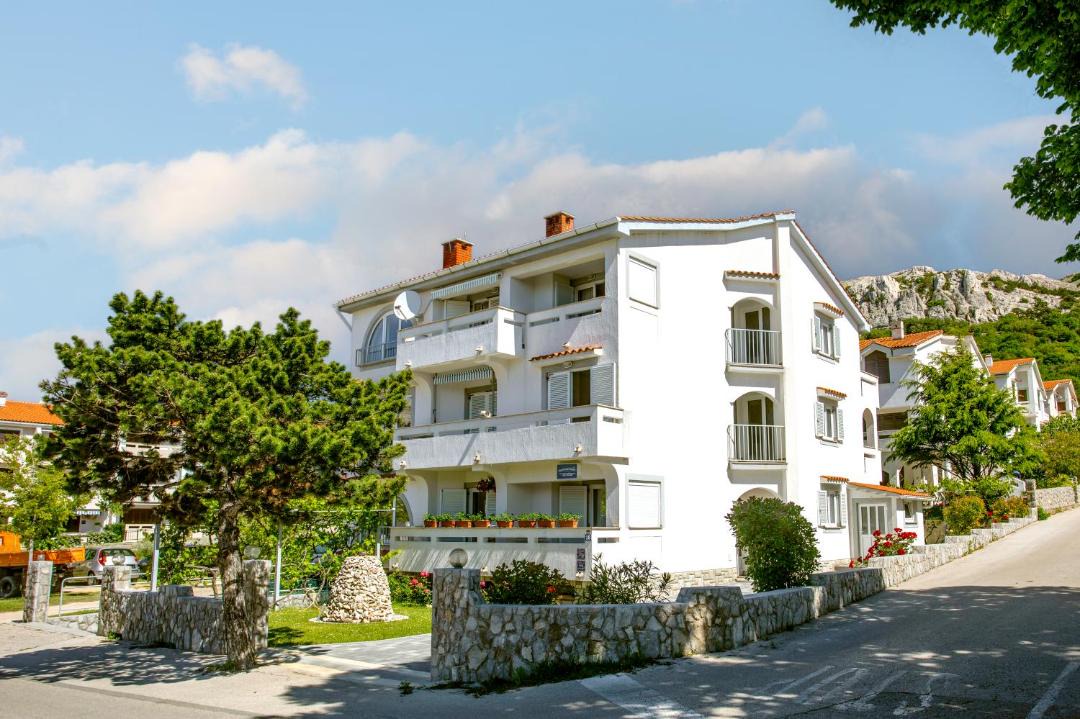 Photo of Others in Baska