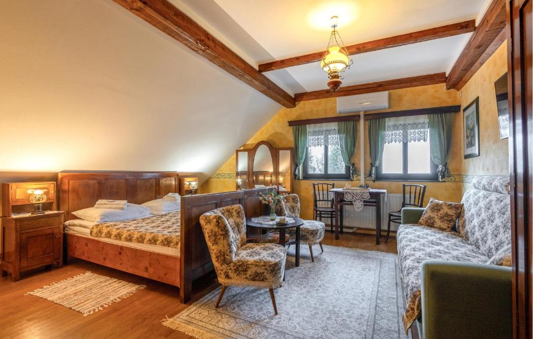 Photo of Bedroom in Draz