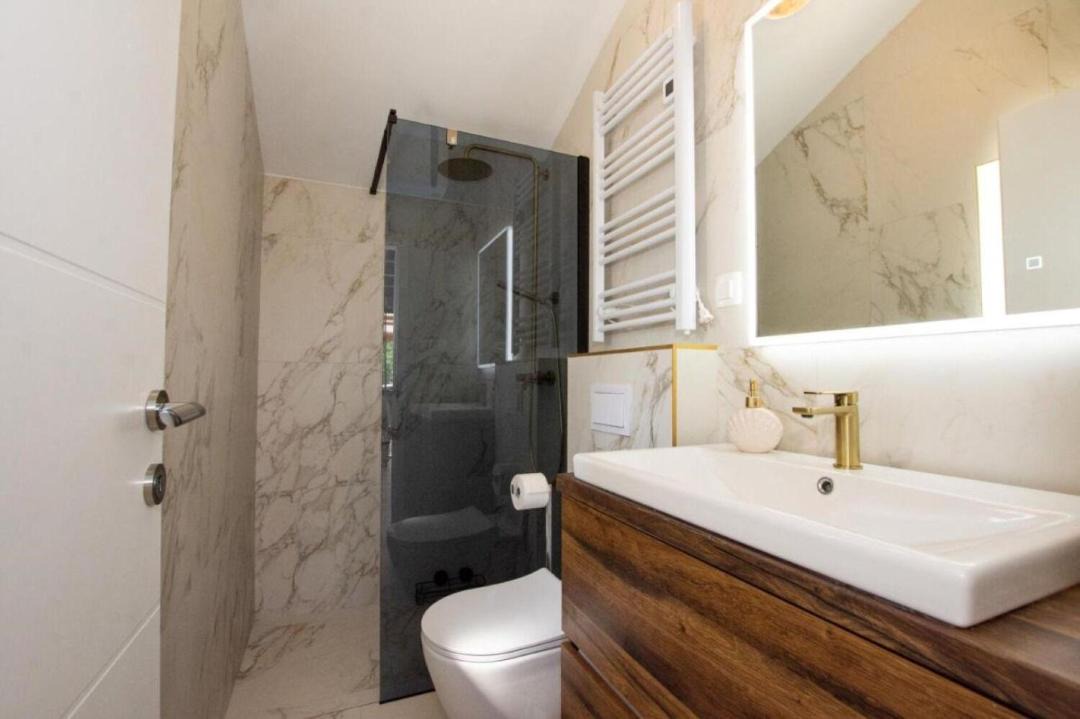 Photo of Bathroom in Lukoran