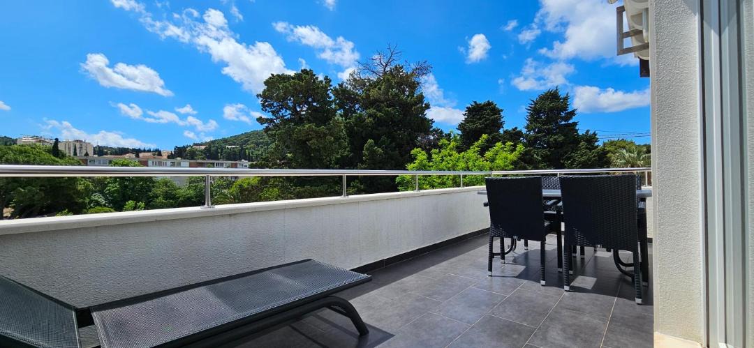 Photo of Patio Balcony in Babin Kuk