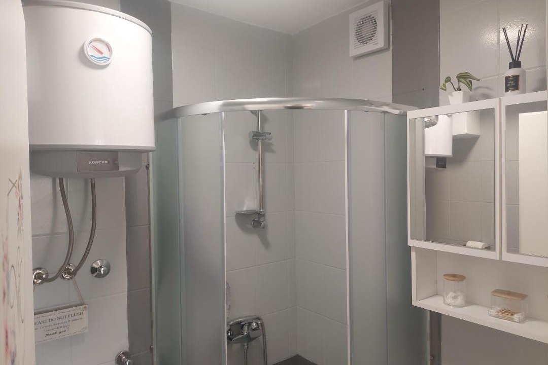 Photo of Bathroom in Blace