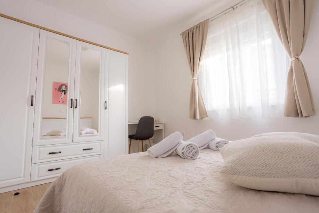 Photo of Bedroom in Blace
