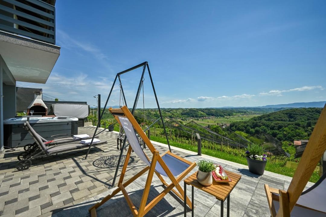 Photo of Patio Balcony in Veliko Trgovisce