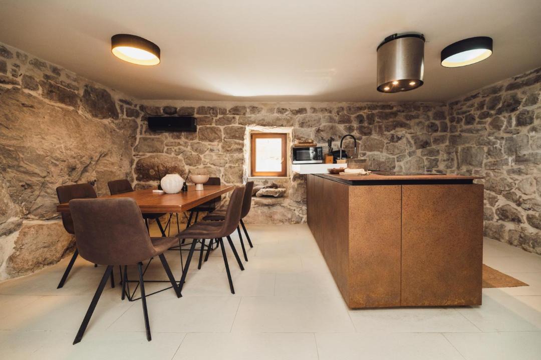 Photo of Others in Omis