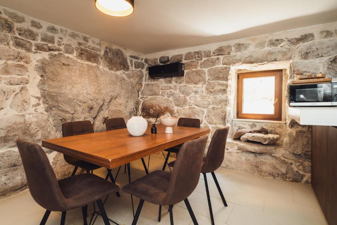 Photo of Others in Omis