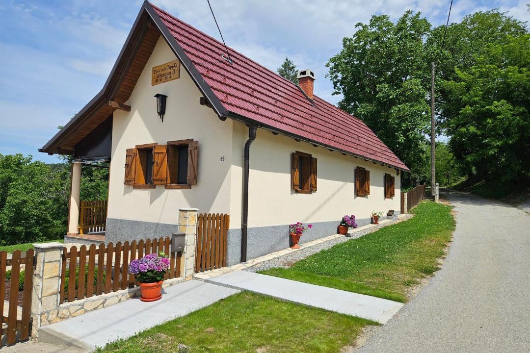 Photo of Others in Kutjevo