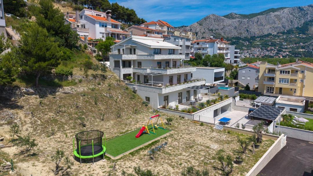 Photo of Others in Omis