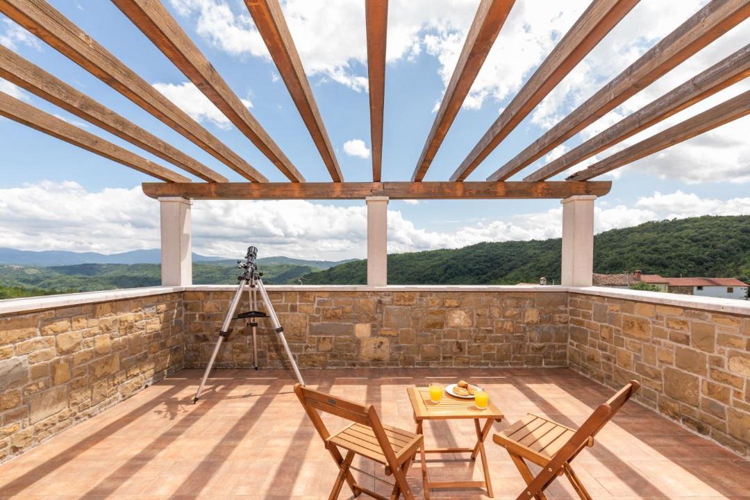 Photo of Patio Balcony in Buzet