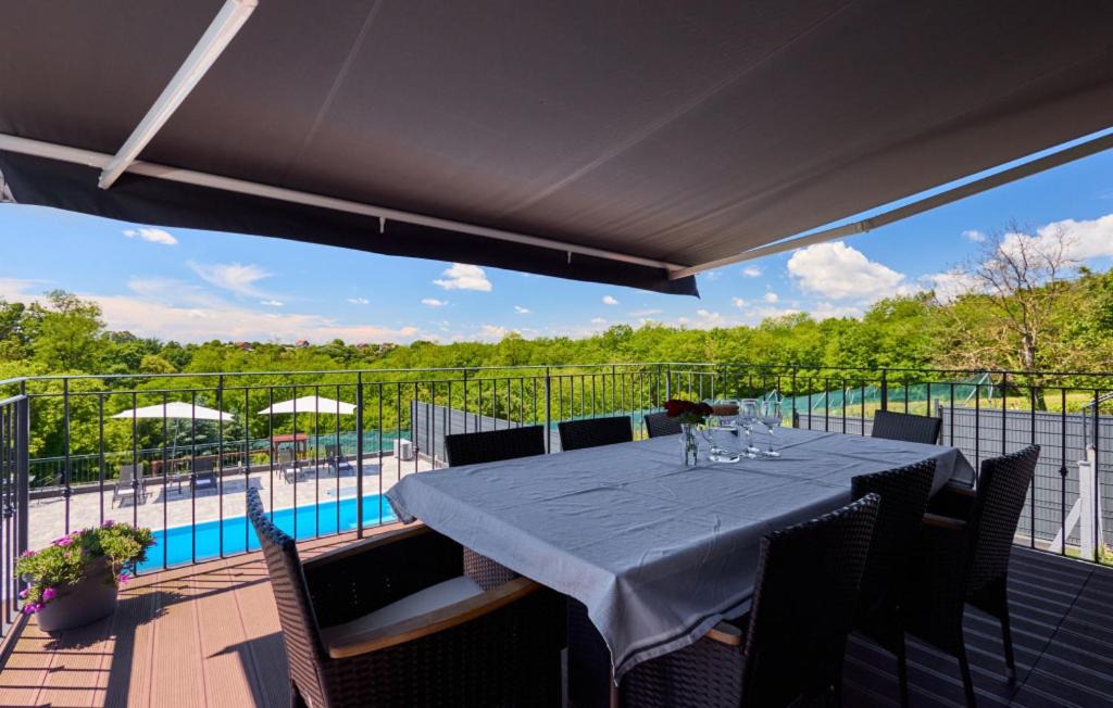 Photo of Patio Balcony in Popovaca