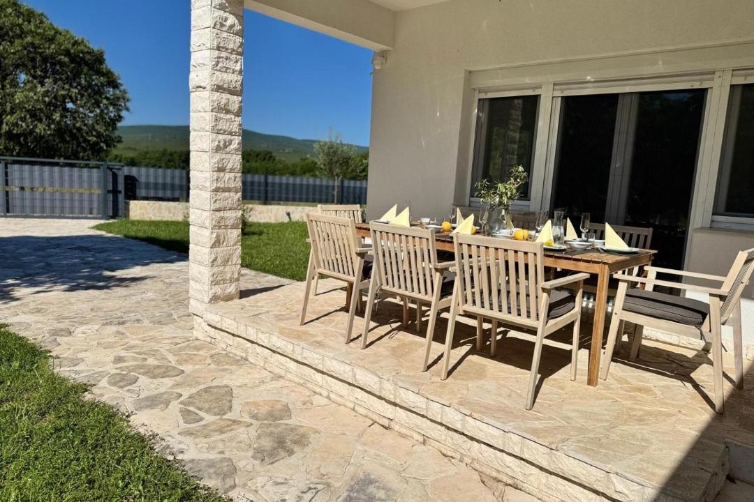 Photo of Patio Balcony in Ervenik