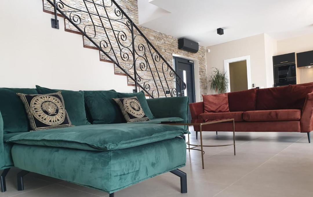 Photo of Livingroom in Sutivan
