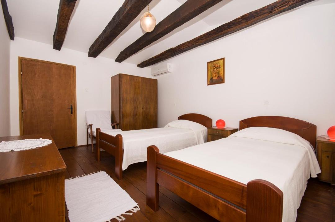 Photo of Bedroom in Lindar