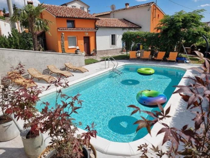 Photo of Others in Grabri