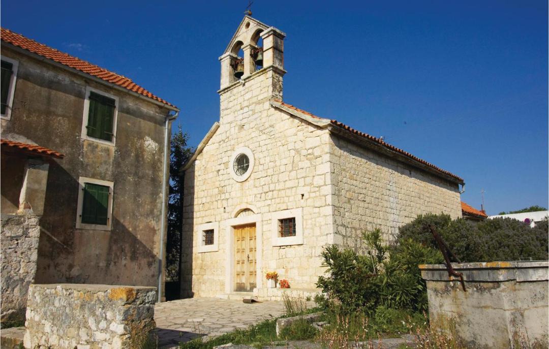 Photo of Buildings in Jadrtovac