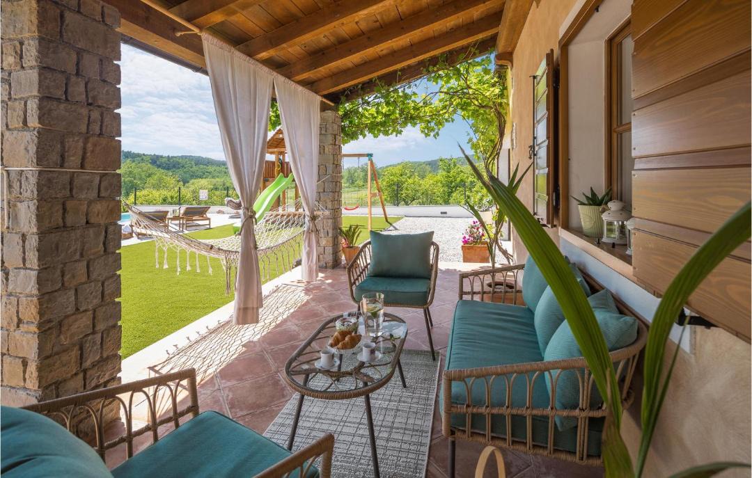 Photo of Patio Balcony in Rim