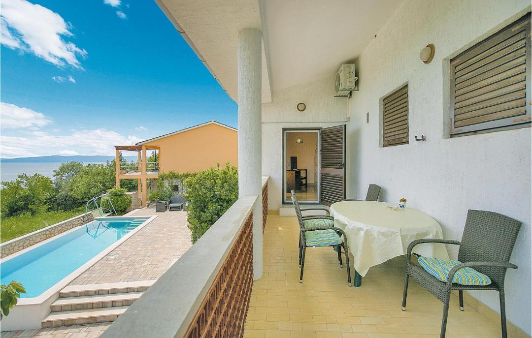 Photo of Patio Balcony in Ravni