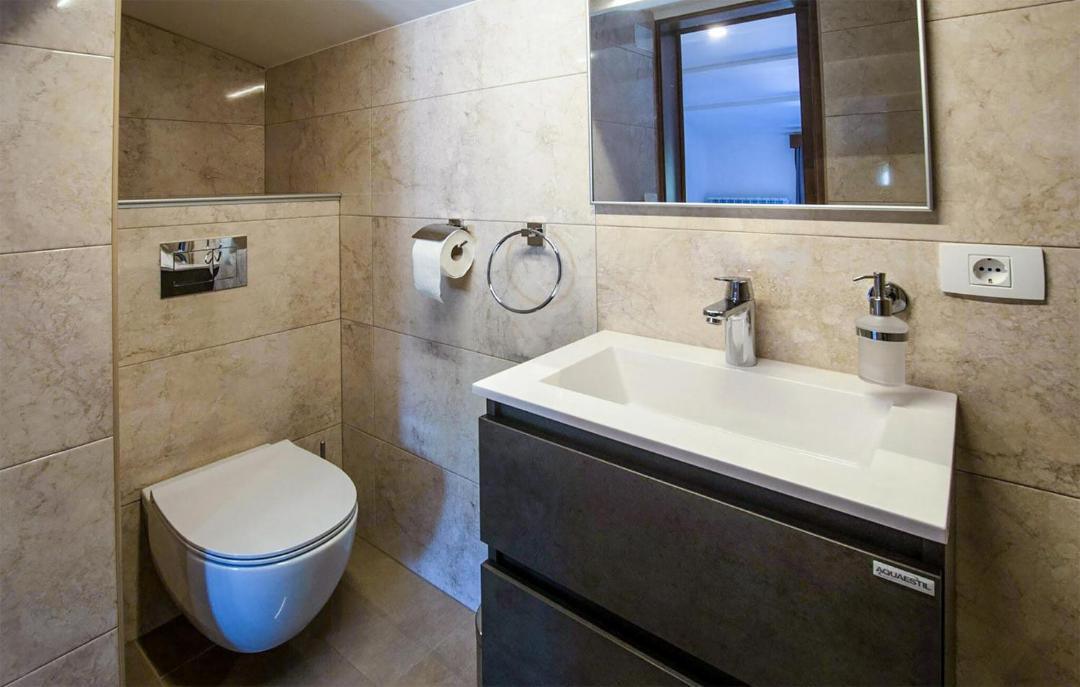 Photo of Bathroom in Grabri