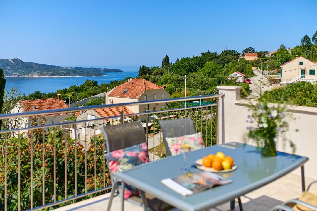Photo of Patio Balcony in Trsteno