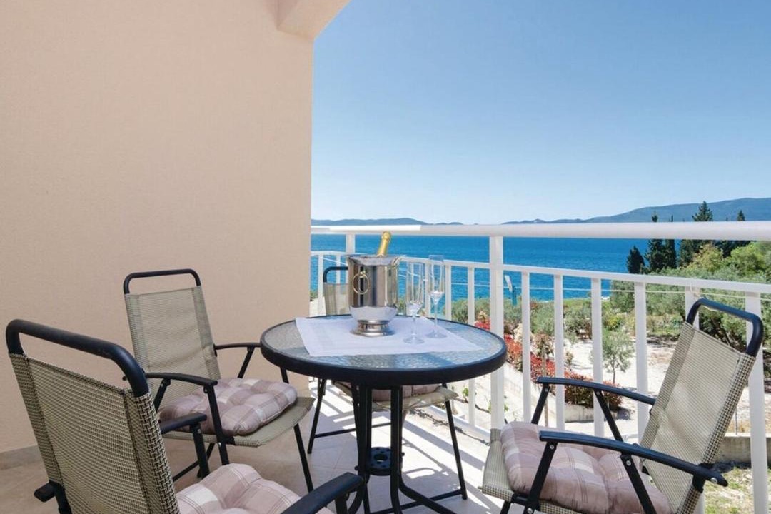Photo of Patio Balcony in Duba
