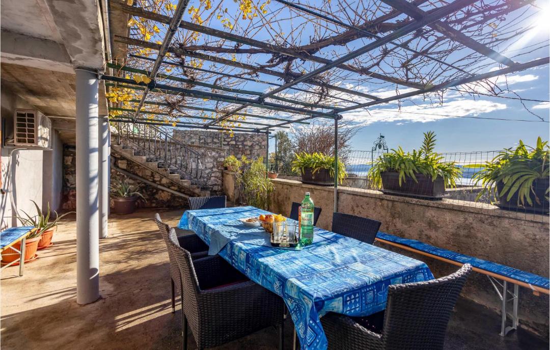 Photo of Patio Balcony in Smrika