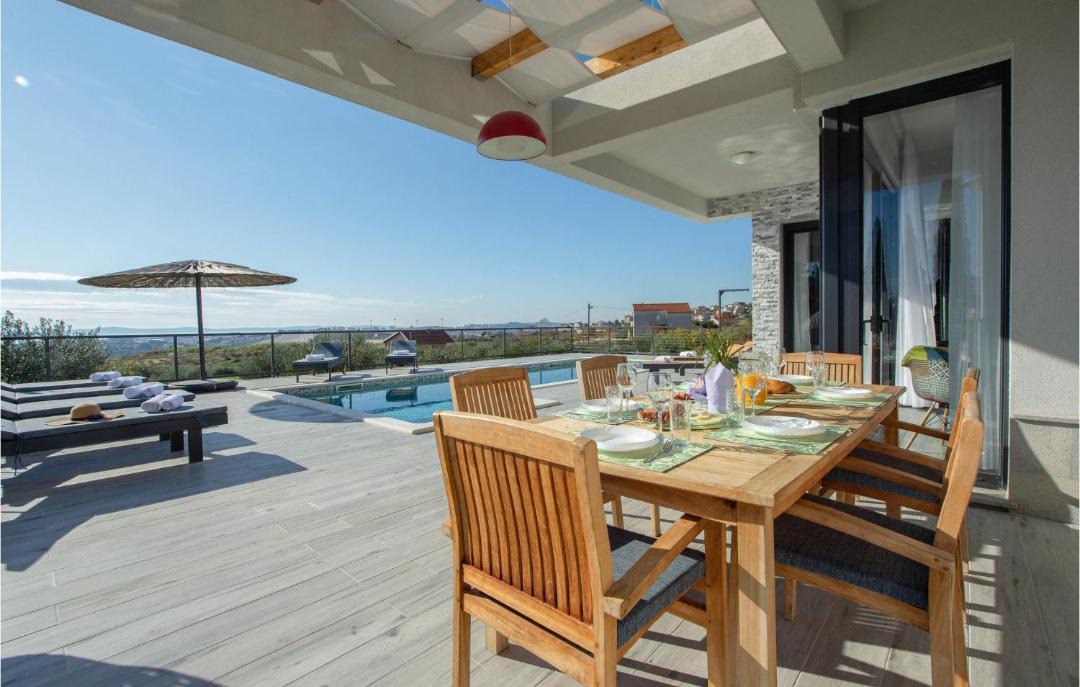 Photo of Patio Balcony in Mravince