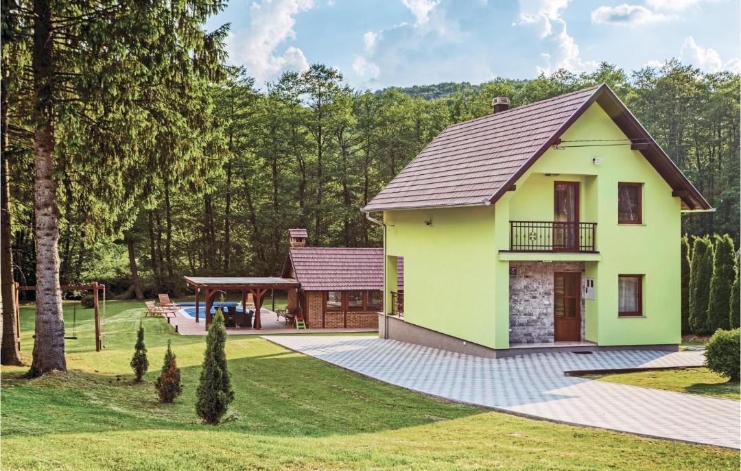 Photo of Others in Brestovac