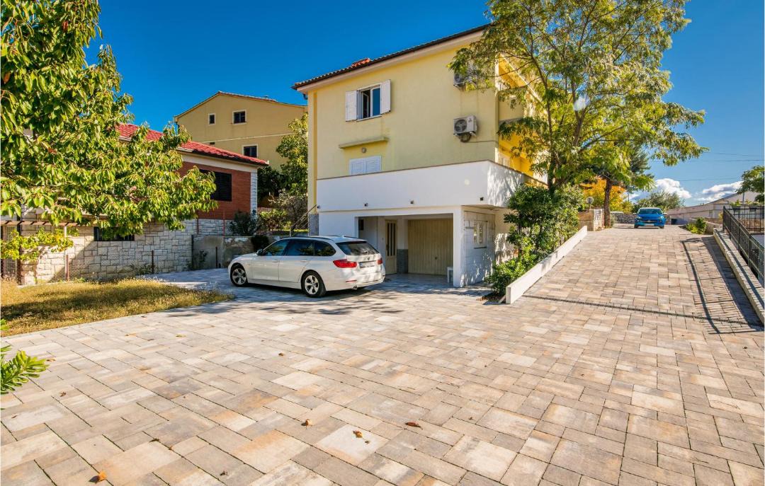 Photo of Others in Baska