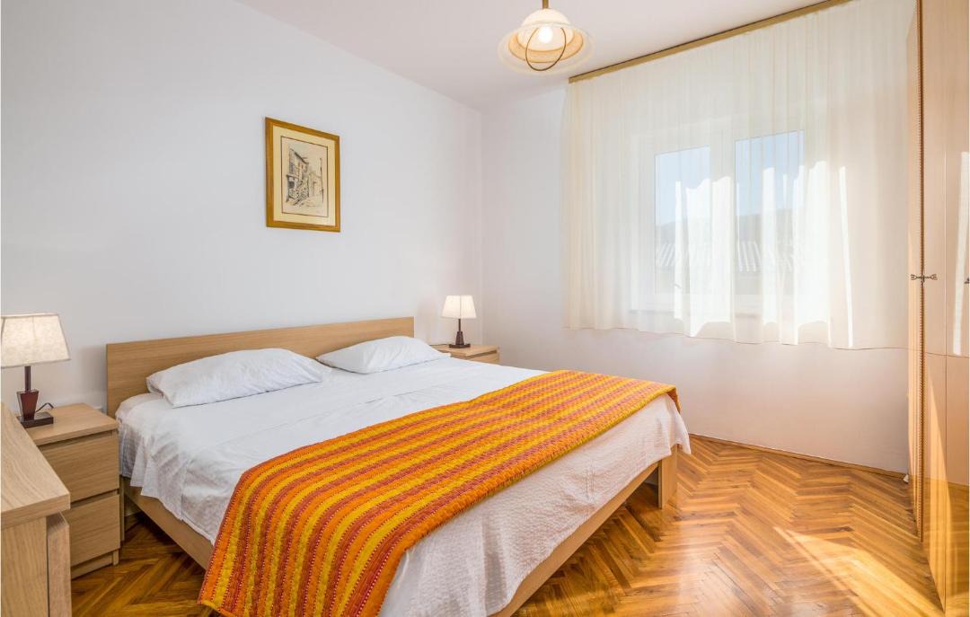 Photo of Bedroom in Baska