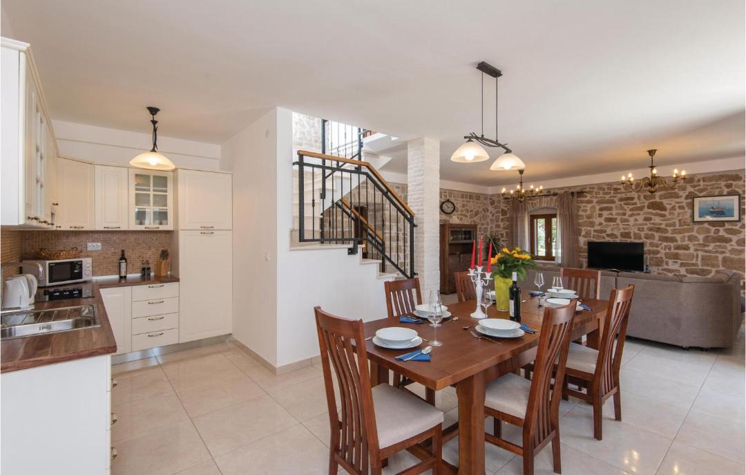 Photo of Kitchen in Loviste