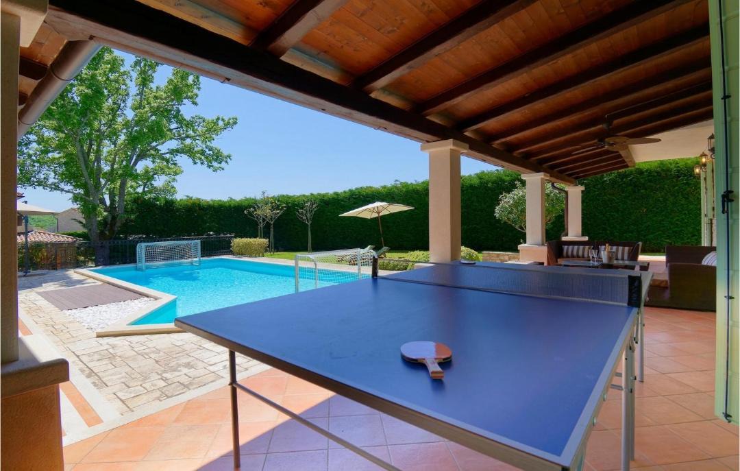 Photo of Others in Barat