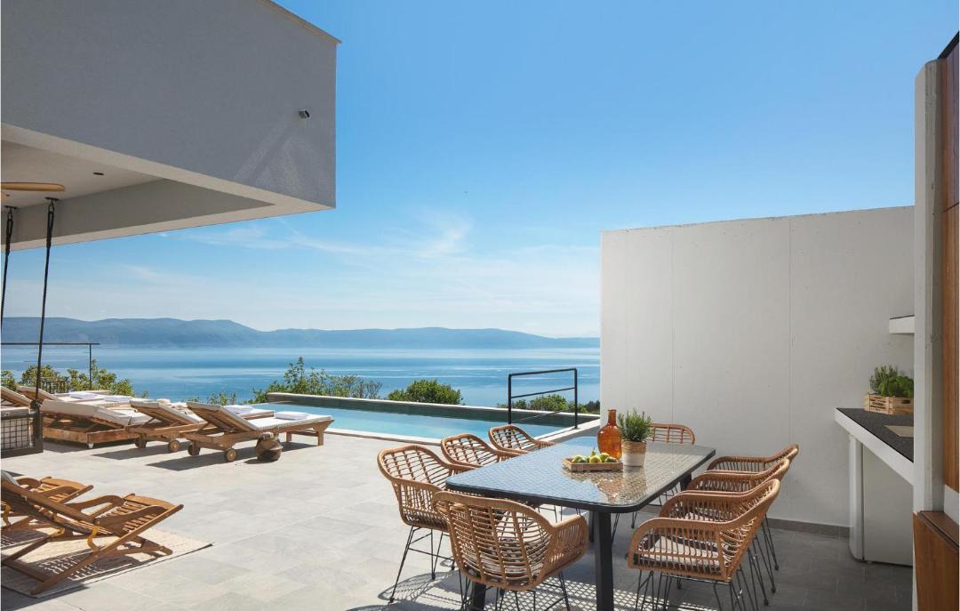 Photo of Patio Balcony in Crni