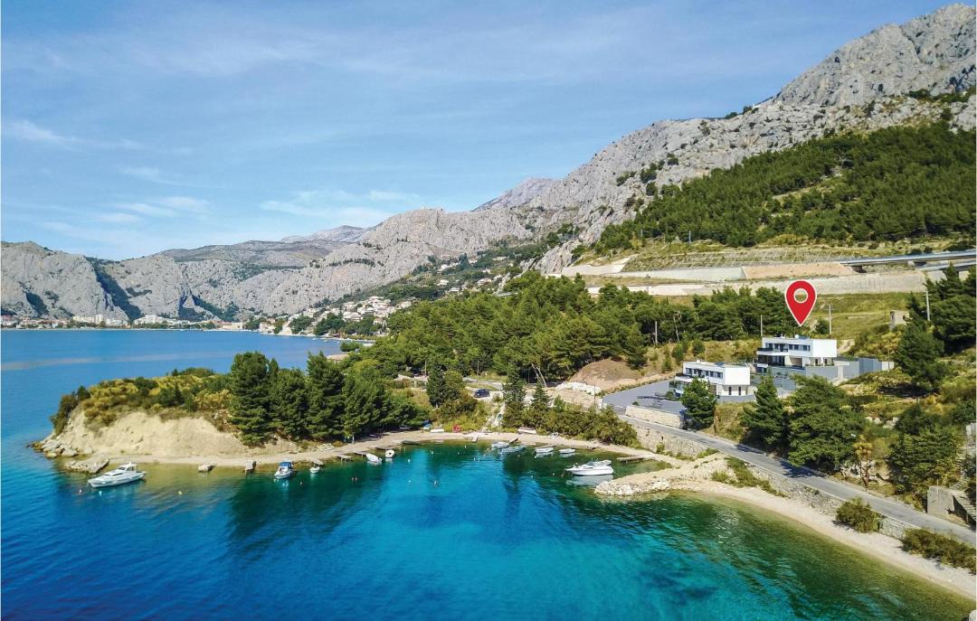 Photo of Others in Omis