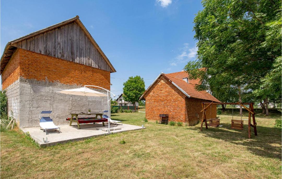 Photo of Others in Licko Lesce