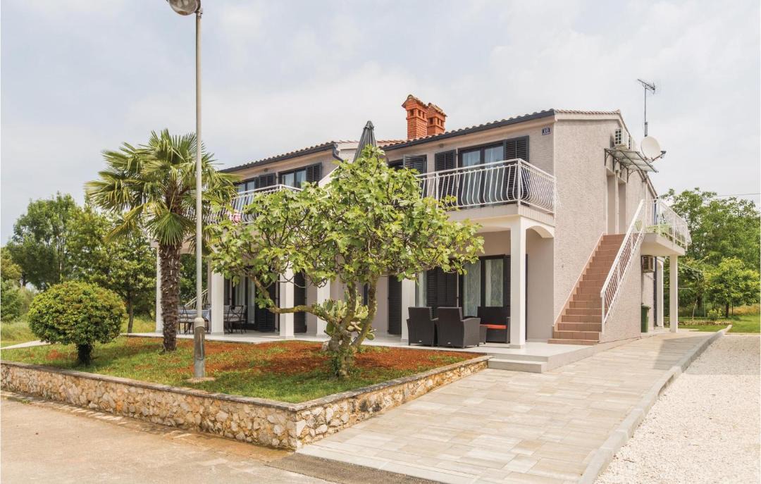 Photo of Others in Gulici