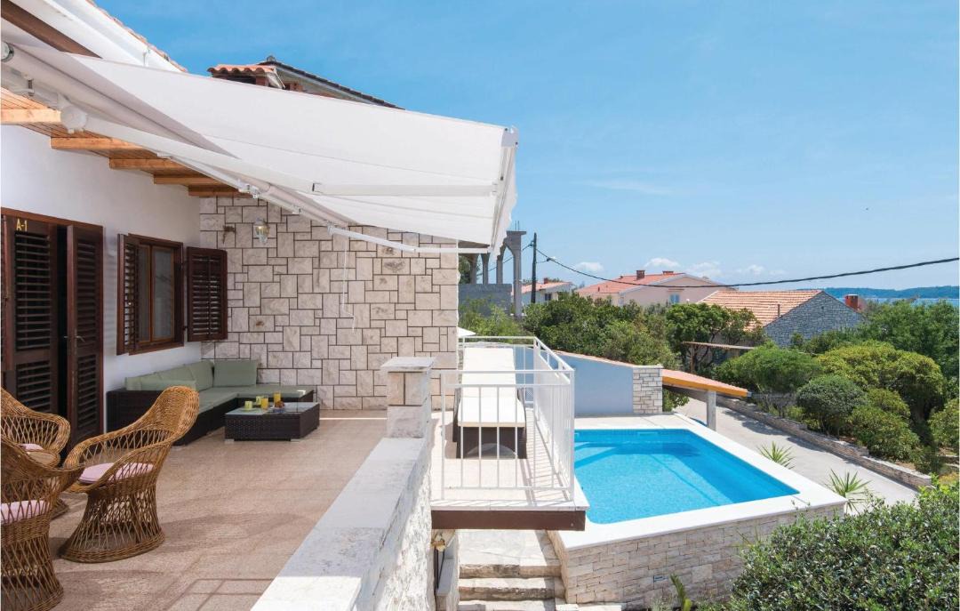 Photo of Patio Balcony in Potirna
