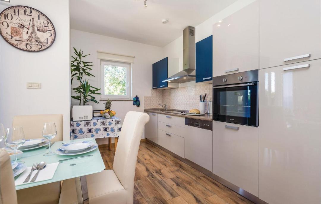 Photo of Kitchen in Rubesi