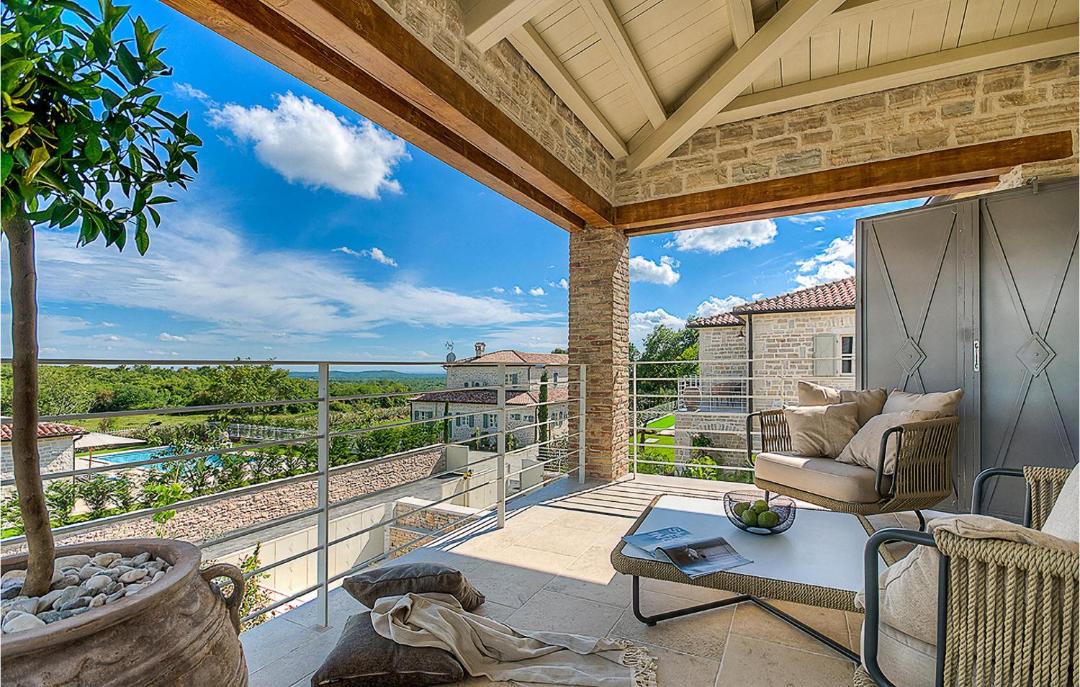 Photo of Patio Balcony in Korenici