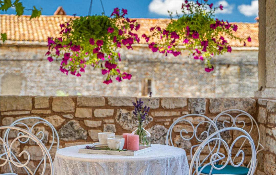 Photo of Patio Balcony in Grandici
