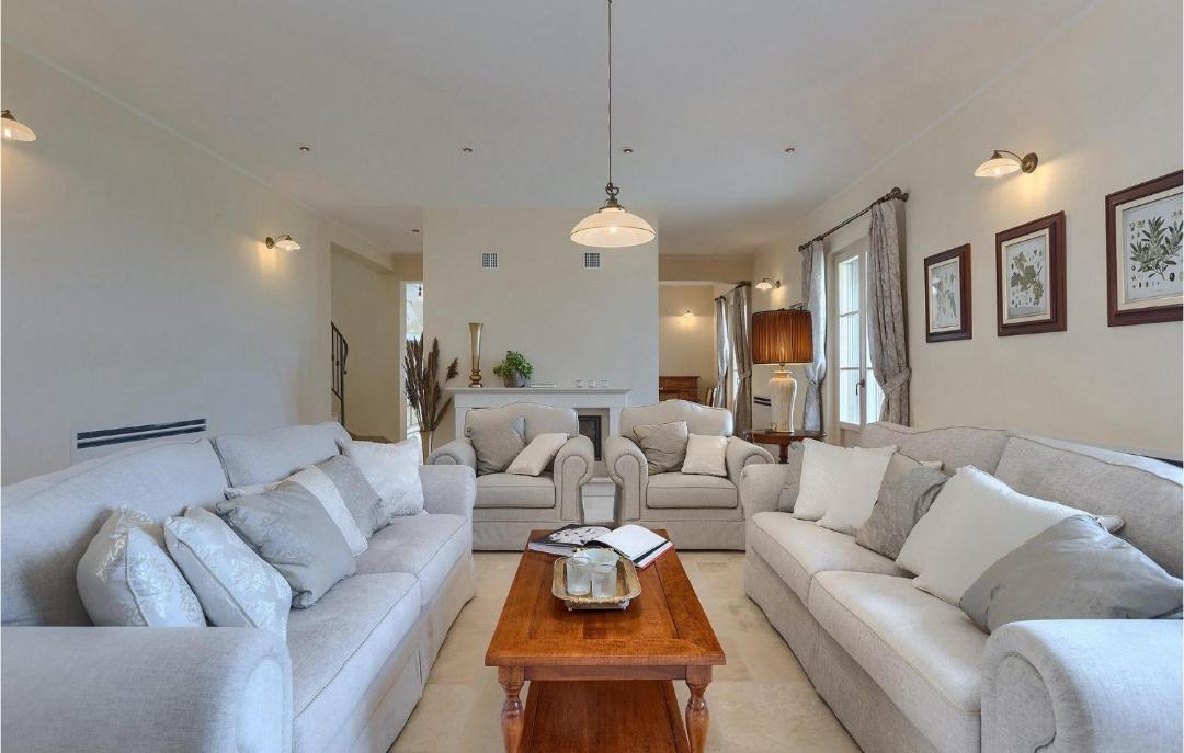Photo of Livingroom in Kastelir